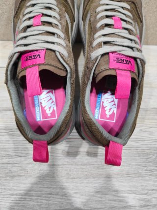 Vans UltraRange EXO SE ultracush 43