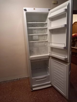 Frigorífico Daewoo 2 puertas con congelador