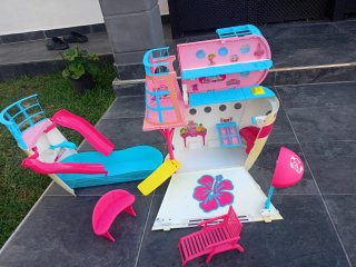 Barbie Dreamhouse Barco .Solo envío por inpost.