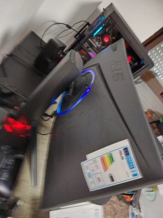 Monitor Asus XG27VQ Curvo