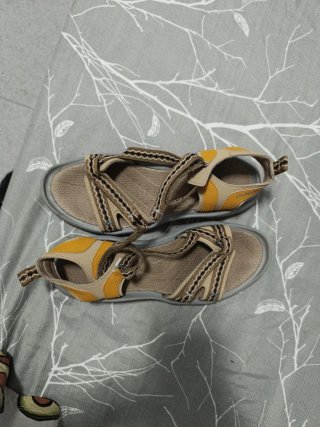 Sandalias Trekking Mujer Beige/Amarillo