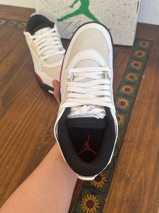 Zapatillas Nike Air Jordan Rojas y Blancas