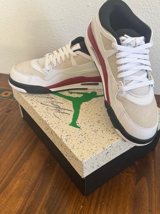 Zapatillas Nike Air Jordan Rojas y Blancas