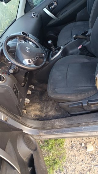 Nissan Qashqai+2 2011
