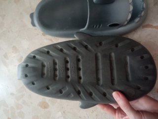 Chanclas Tiburón Talla 40-41 Gris