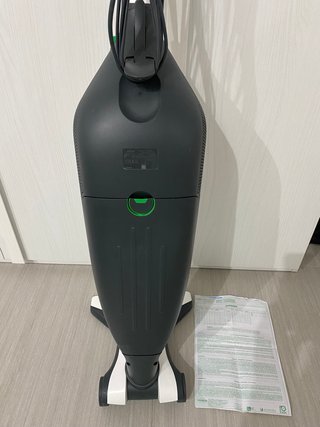 Folletto VK220S Aspirapolvere in Garanzia