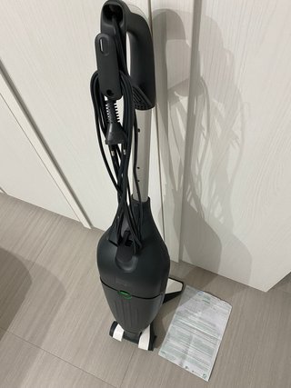 Folletto VK220S Aspirapolvere in Garanzia
