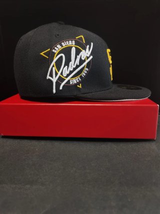 Gorra New Era 59FIFTY San Diego Padres Talla 7.1/4
