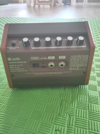 Amplificador EK Audio Guitarra Acústica