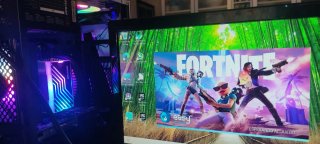 PC Gaming Blanco con RGB