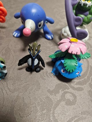 Lote de figuras y muñecos Pokémon