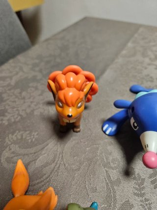 Lote de figuras y muñecos Pokémon