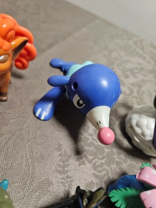 Lote de figuras y muñecos Pokémon