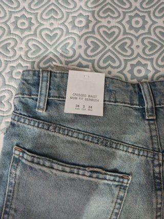 Vaqueros cortos desgastados Zara Talla 34