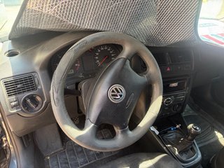 Volkswagen Golf 2001