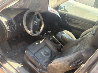 Volkswagen Golf 2001