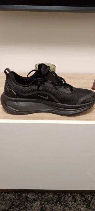 Zapatillas Nike Vomero 18 GTX Negras a estrenar