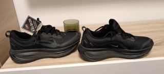 Zapatillas Nike Vomero 18 GTX Negras a estrenar