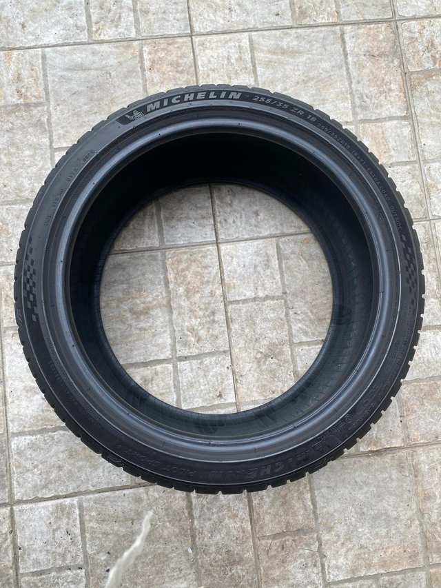 Neumáticos 255/35 R18 MICHELIN