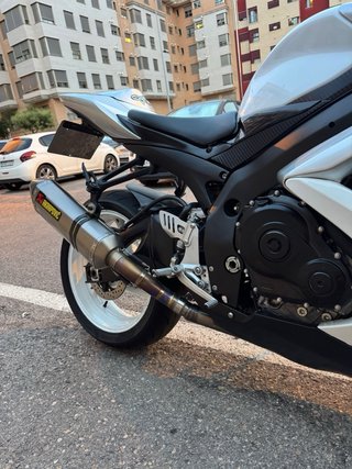 Suzuki GSXR 600 K8