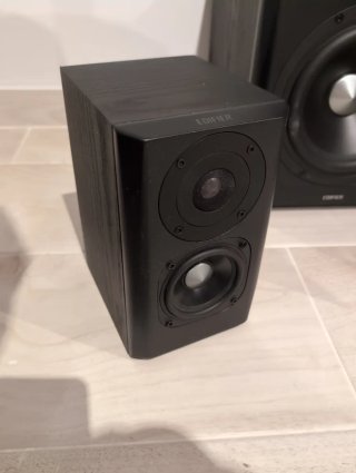 Altavoces Edifier S351DB con Subwoofer