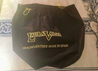 Bolso de piel de “Laura Valle”