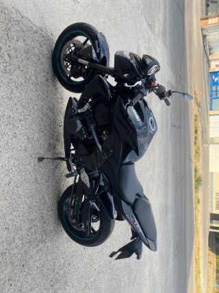 Kawasaki Z750 Negra
