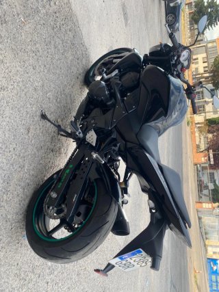 Kawasaki Z750 Negra