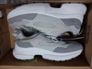 Zapatillas XL8 Mujer Grises y Blancas
