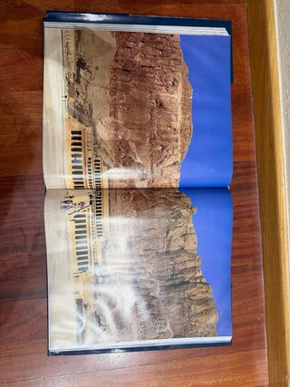Libro "Rutas del Mundo: Colores de África"