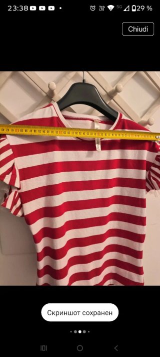 Maglietta C'est Monique a righe rosse e bianche