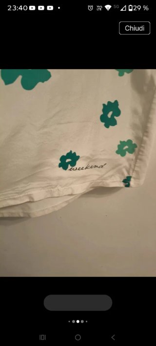 Maglietta Intrend fantasia fiori verde bianco