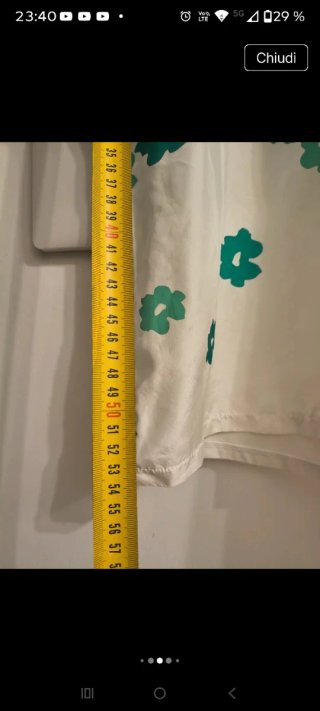 Maglietta Intrend fantasia fiori verde bianco