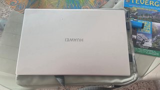 Portátil Huawei Plata y Negro