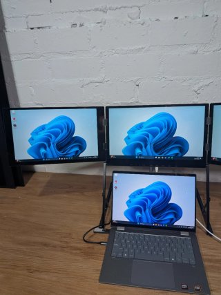Triplo Monitor 15,6 per Multitasking