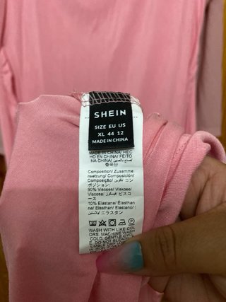 Vestido elegante hombros descubiertos T42