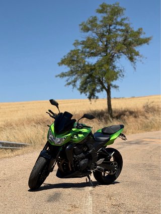 Kawasaki Z750 A2