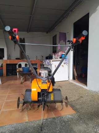 Mula Mecánica PowerBuilt 5.5 HP