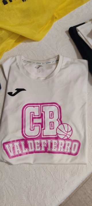 Equipación basket Valdefierro