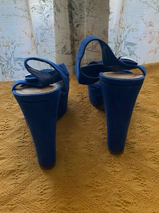 Zapatos de tacón azul talla 38