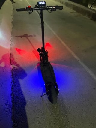 Patinete Eléctrico iScooter iX4