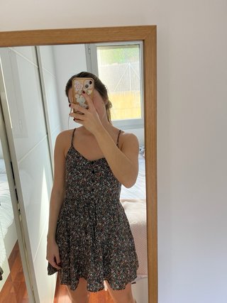 Vestido negro floral H&M