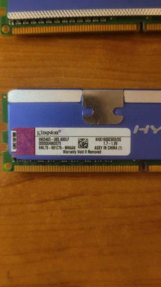 Módulos RAM Kingston HyperX DDR3 (2GB/4GB)