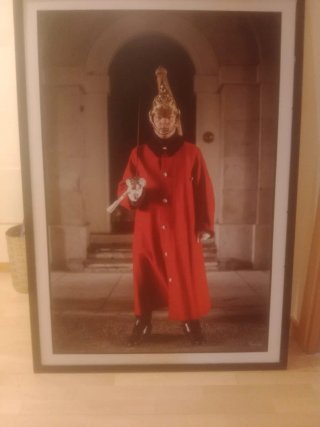 Cuadro Guardia Real Británica Rojo Dorado
