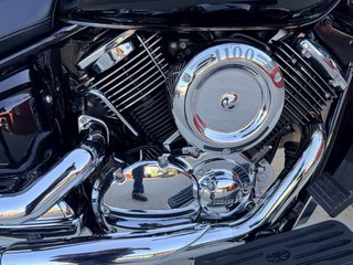 Yamaha XVS1100 Drag Star Negra
