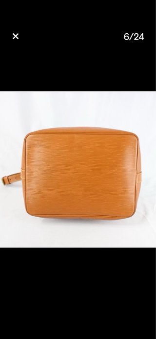 Bolso Louis Vuitton Petit Noe color caramelo