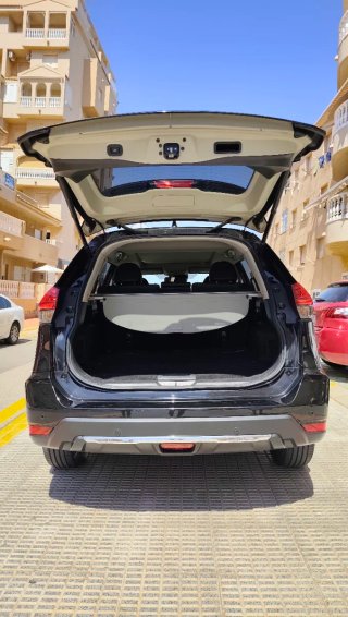 Nissan X-Trail TEKNA (muy cuidado)