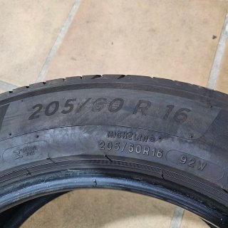 Neumáticos Michelin Primacy 4 ZP 205 60 R16