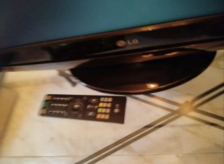 Televisor LG FLATRON M2794D 27" + mando