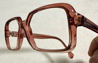 Años 70, 4 monturas de gafas nuevas Barbudo.